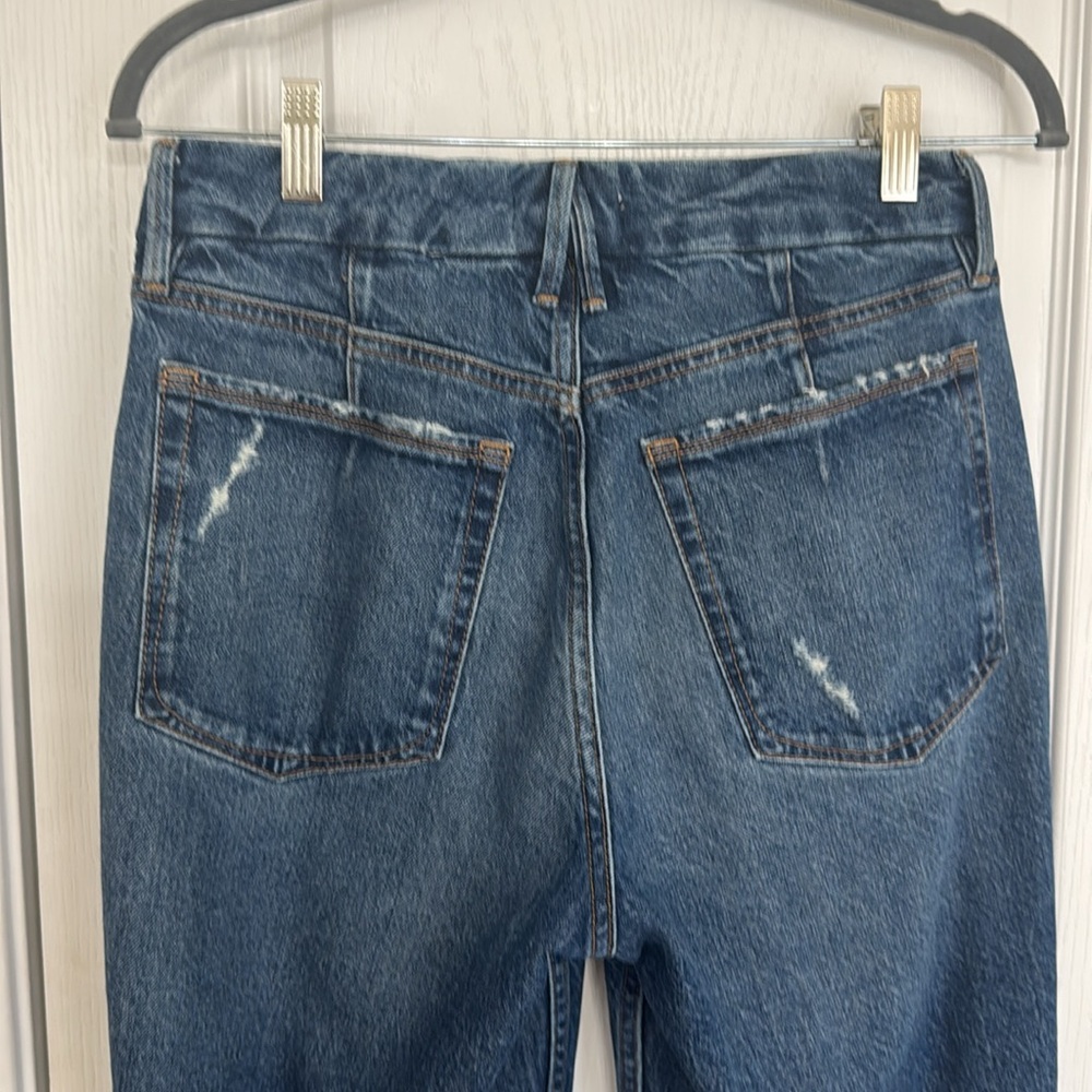 Good American Good Icon Twisted Slit Denim Jeans - Picture 10 of 11